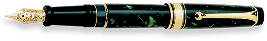 Aurora Optima Emerald Green Fountain Pen